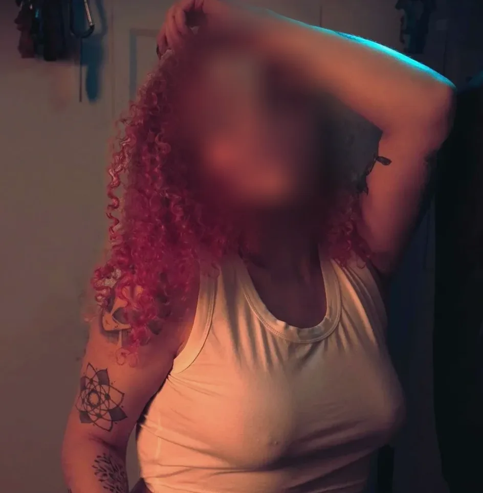 Saoirse, 31