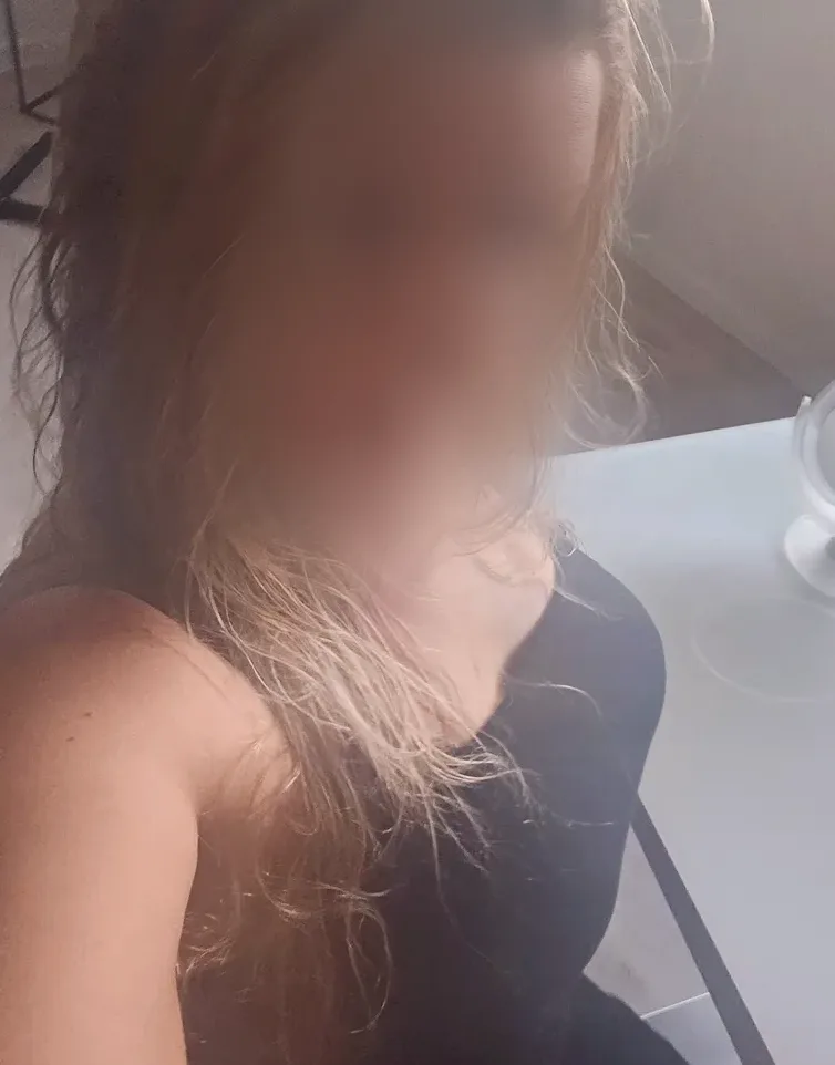 Skye, 31